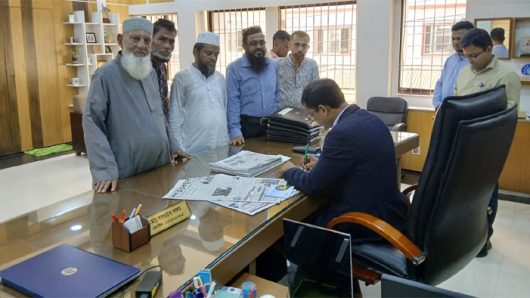 দেওয়ানবাজার-দয়ামীর সড়ক সংস্কারের দাবিতে  বালাগঞ্জ-ওসমানীনগর উপজেলা কল্যাণ সমিতির স্মারকলিপি প্রদান