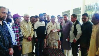 তাঁতীদলের নবগঠিত কমিটি বাতিলের দাবিতে খন্দকার মুক্তাদিরকে স্মারকলিপি