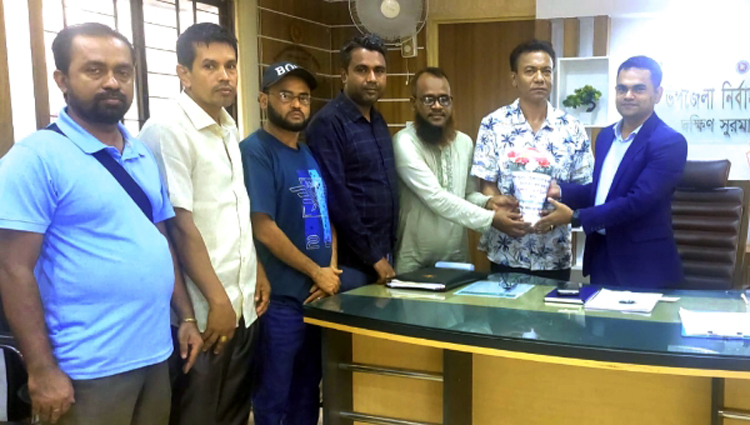  ইউএনও’র সাথে দক্ষিণ সুরমা উপজেলা প্রেসক্লাব নেতৃবৃন্দের শুভেচ্ছা বিনিময়
